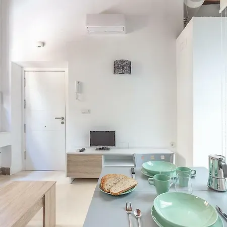 Pasaje De Amores Der - Descanso En Casa Y Vida Cultural Y Monumentos 4 Px Apartment Sevilla